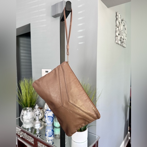 Samantha Scott Leather Clutch - Picture 5 of 8